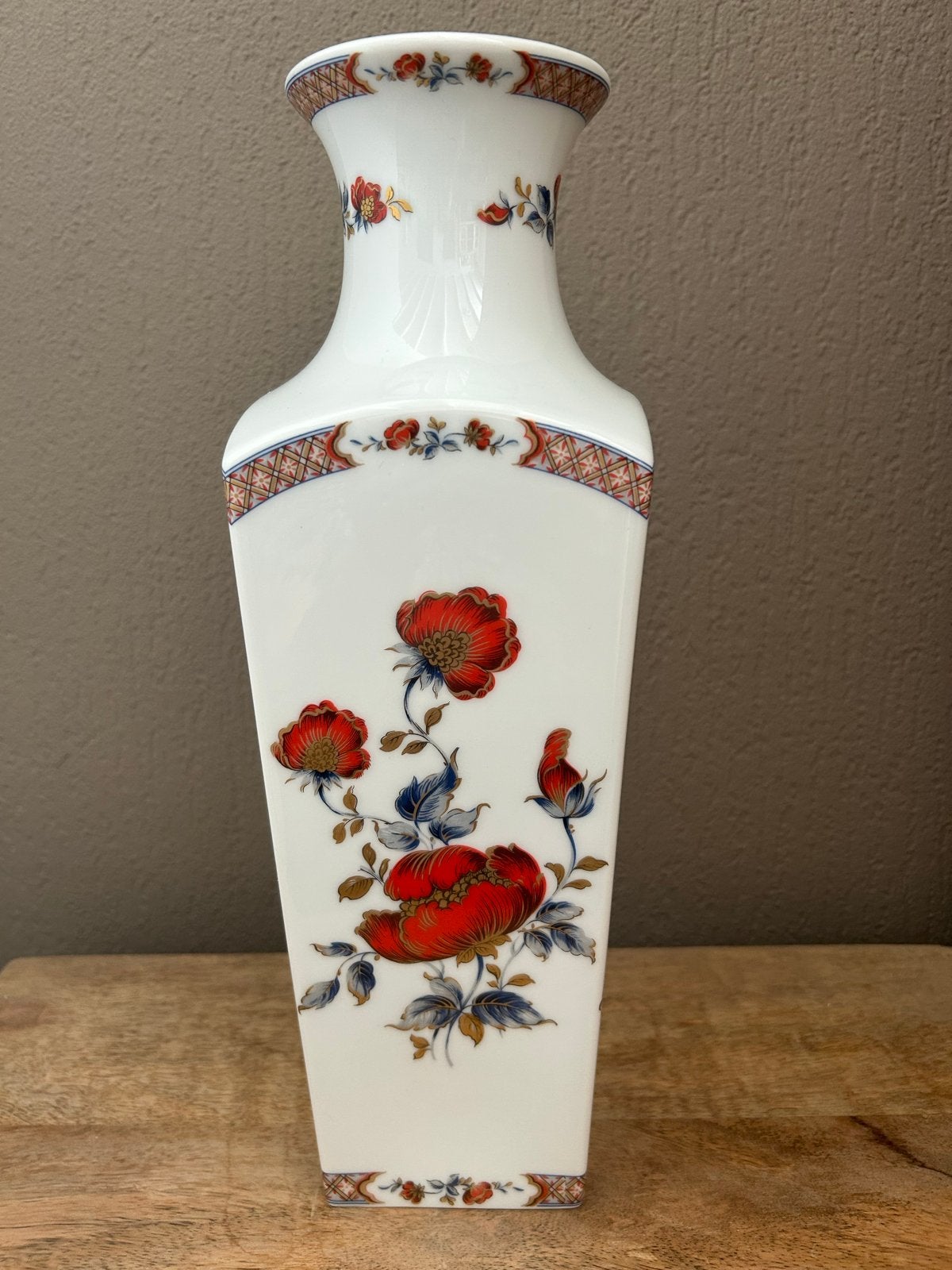 Prachtige Royal Limoges vaas met bloemmotief, Ophalen of Verzenden