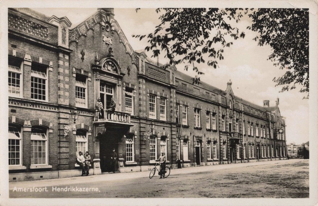 Amersfoort Hendrikkazerne M8101, Ophalen, 1920 tot 1940, Gelopen, Utrecht