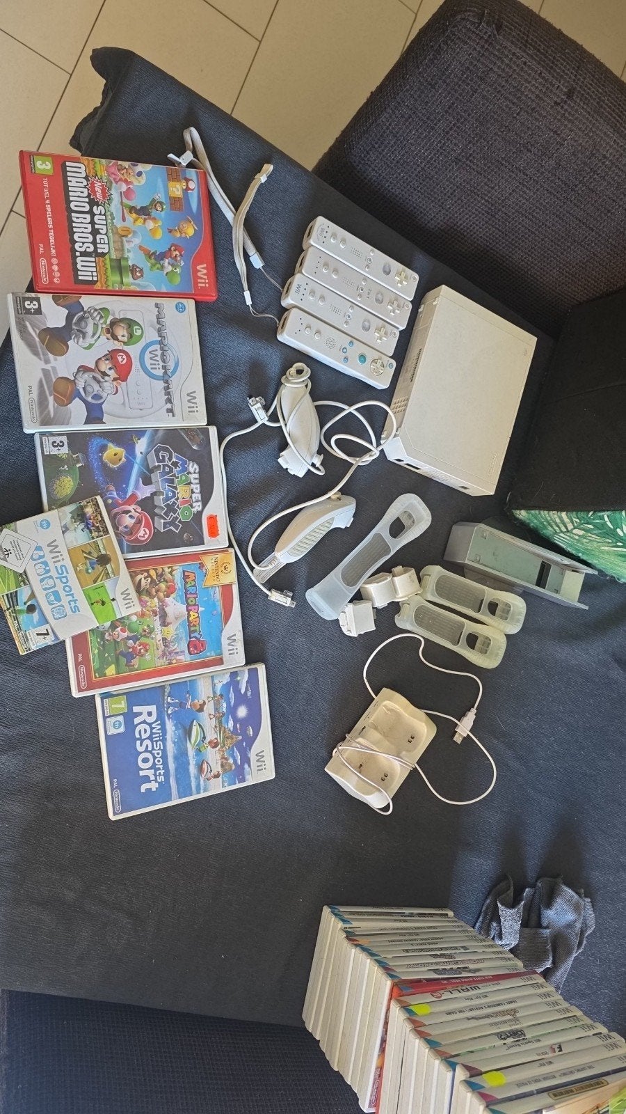 Wii console met spellen, Ophalen, Gebruikt, Met 3 controllers of meer, Met games