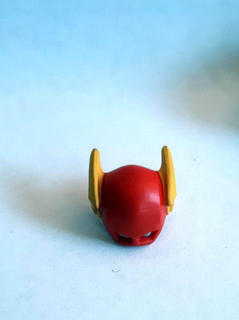 15554pb01: Mask The Flash with Yellow Wings Pattern, Ophalen of Verzenden, Zo goed als nieuw, Minifiguur, Lego