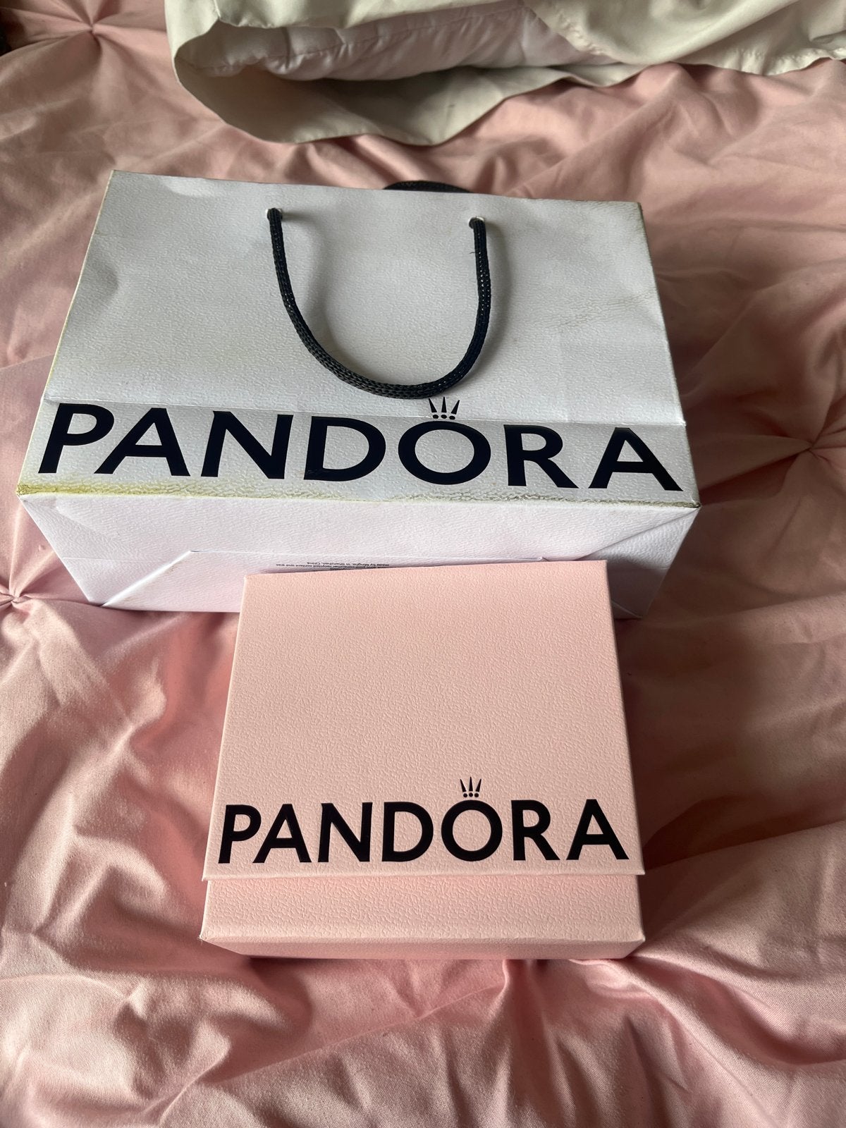Pandora ring met roze hartvormige steen, Ophalen of Verzenden, Zo goed als nieuw, 17 tot 18, Roze