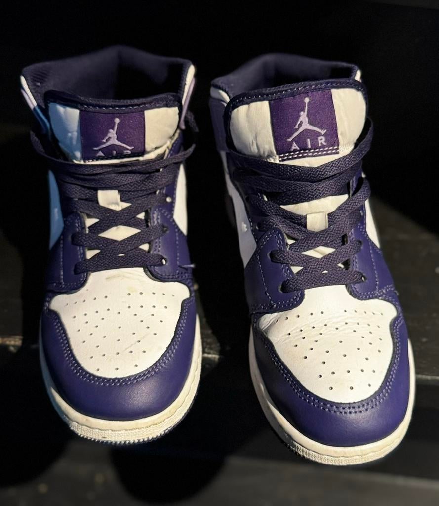 Jordan 1 Mid White Sky J Purple (GS) Mt 38,5, Overige kleuren, Ophalen of Verzenden, Sneakers of Gympen, Zo goed als nieuw