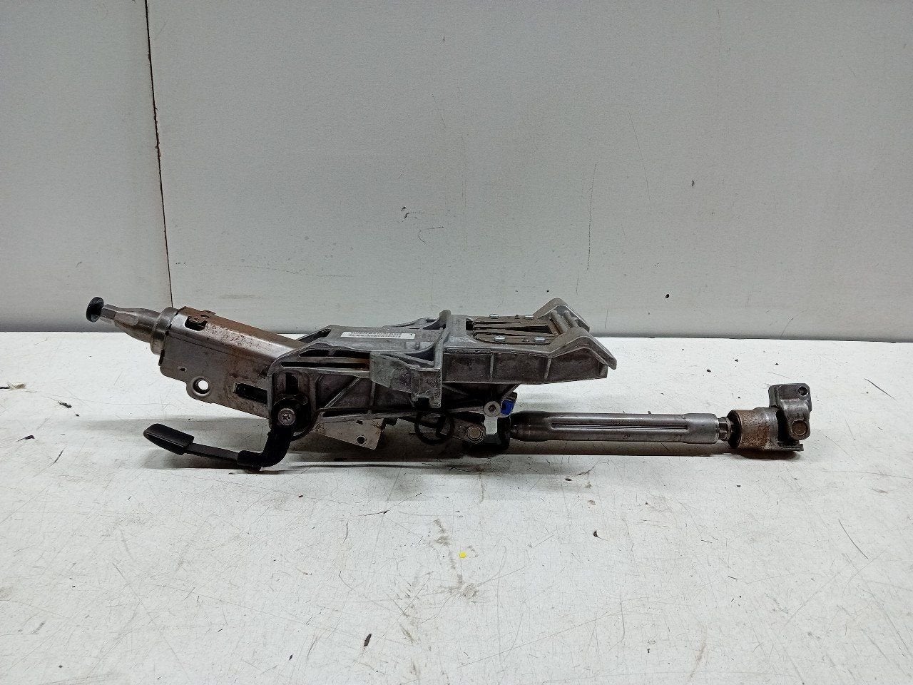 Stuurkolom Land Rover Evoque, Auto-onderdelen, Onderdelen@venauto.nl, Van der Ven Autorecycling B.V., Ettenseweg 76, 4706 PB Roosendaal, The Netherlands