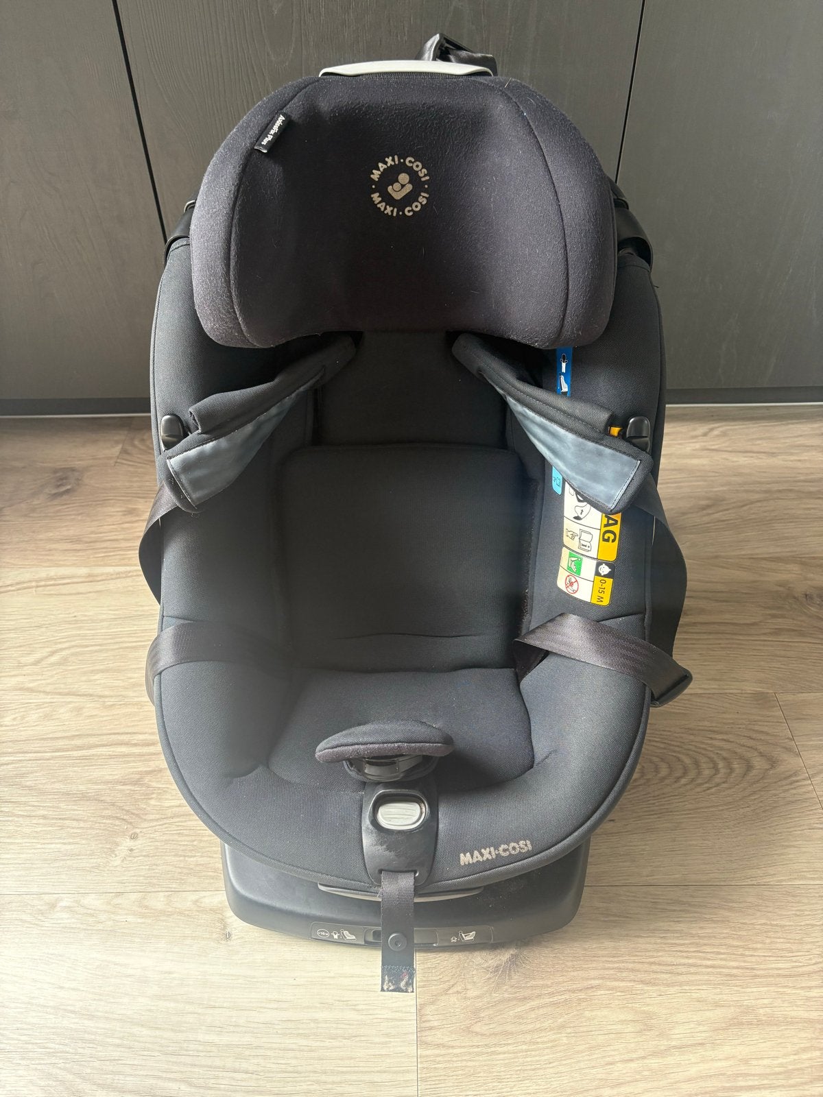 2x Maxi-Cosi AxissFix autostoel draaibaar, nog netjes, Ophalen, 9 t/m 18 kg, Zo goed als nieuw, Isofix