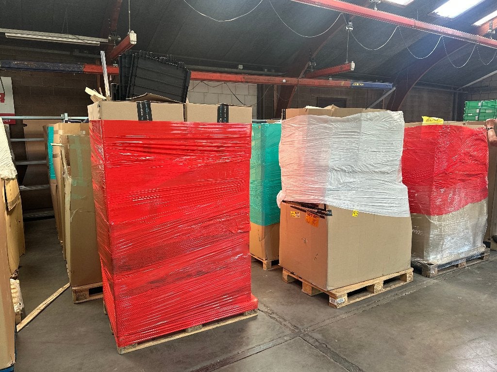 Amazon retour pallets met mix artikelen, Ophalen, Nieuw