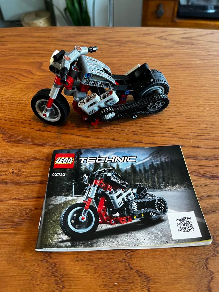 LEGO Technic Motorfiets 42132 met handleiding, Ophalen of Verzenden, Zo goed als nieuw, Jongen of Meisje