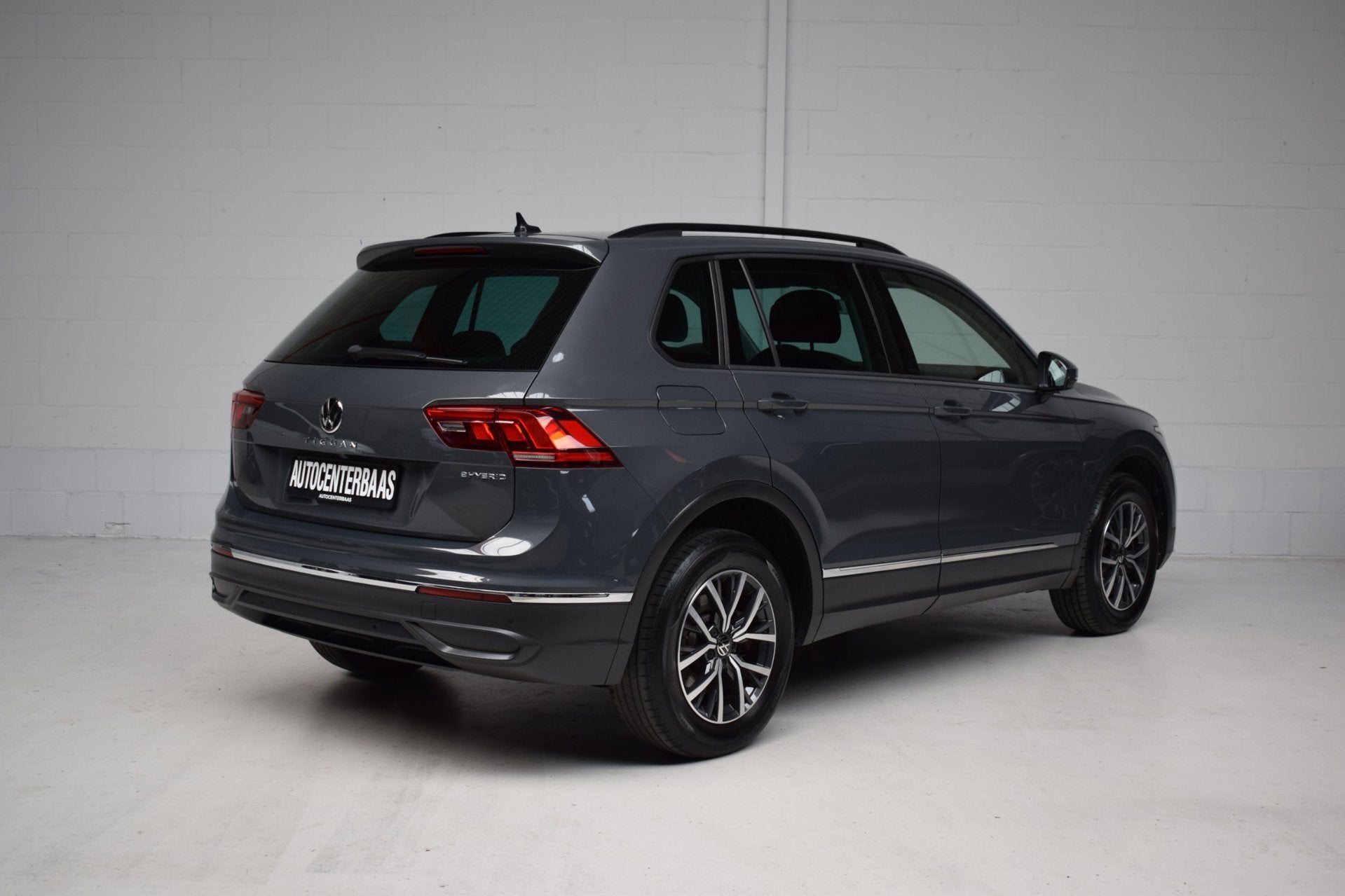 Volkswagen Tiguan 1.4 TSI eHybrid PHEV SOH / VIRTUAL / CAMER, 1716 kg, Gebruikt, Zwart, 4 cilinders