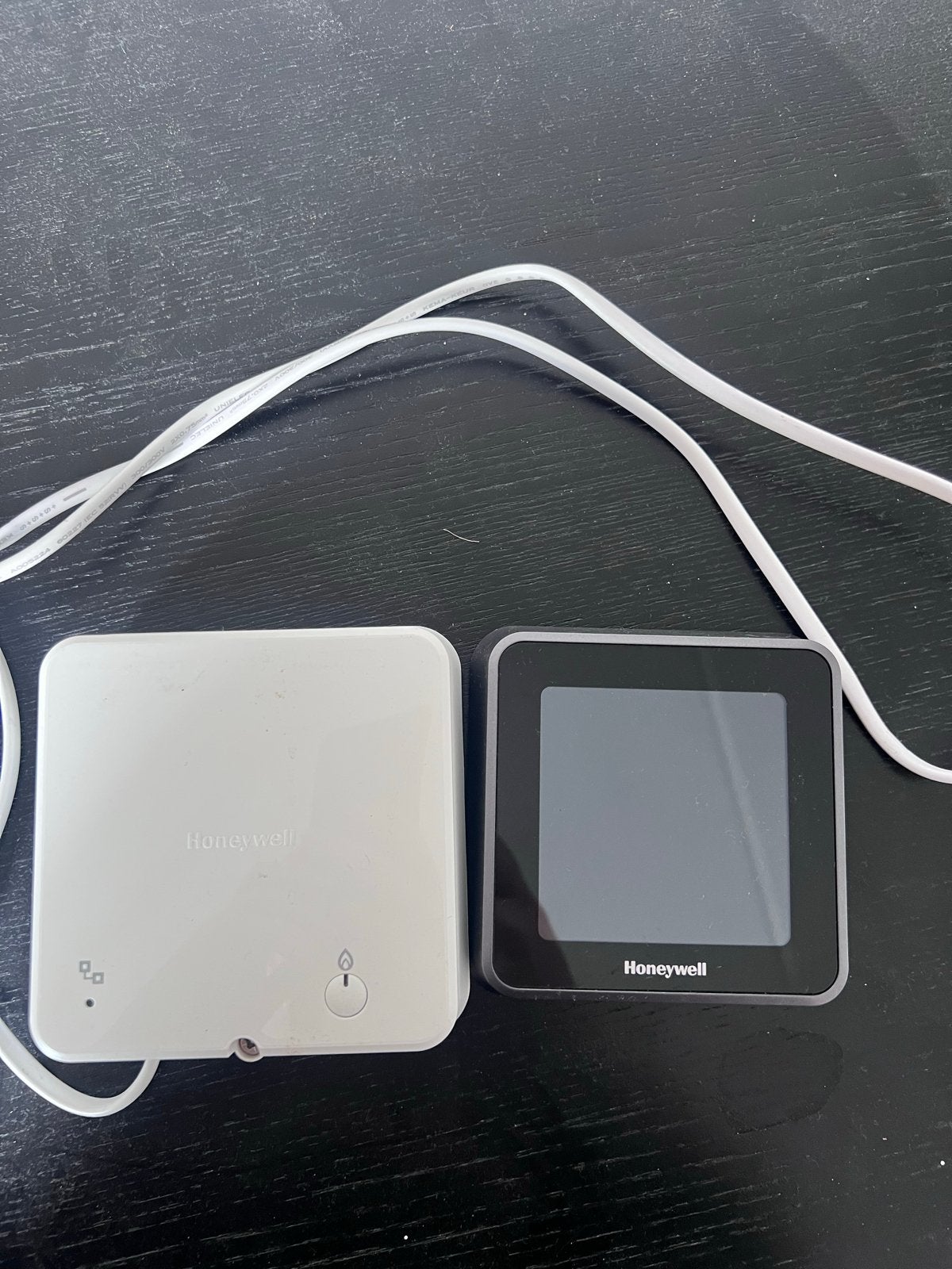 Honeywell Slimme Thermostaat en Gateway, Ophalen of Verzenden, Slimme thermostaat, Gebruikt
