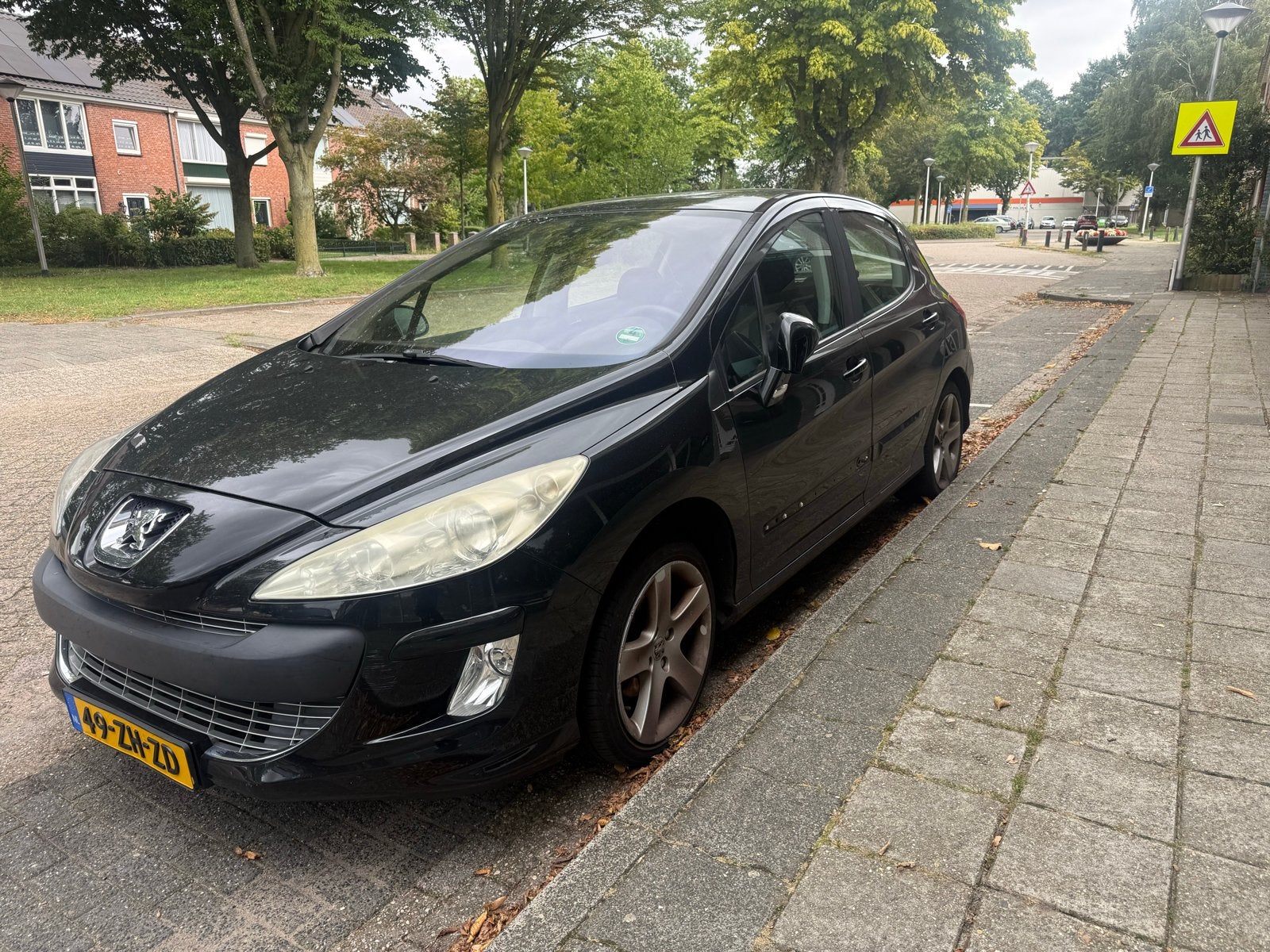 Peugeot 308 2008 Zwart. Moet weg, LEES BESCHRIJVING., Auto's, Voorwielaandrijving, 15 km/l, 680 kg, 4 cilinders