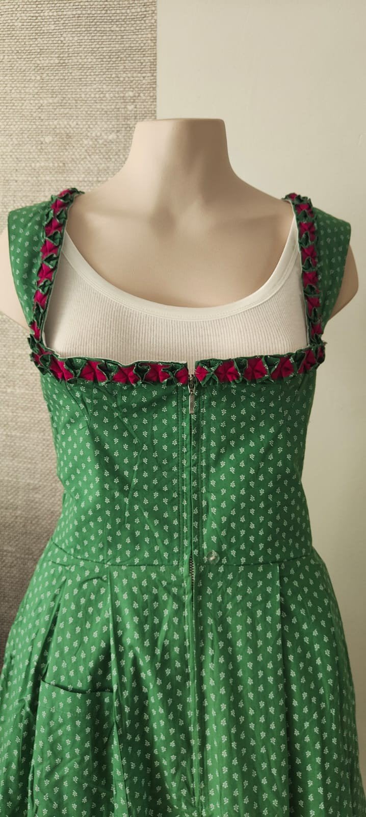 Dirndl Steindl Trachten Salzburg, Ophalen of Verzenden, Zo goed als nieuw, Maat 36 (S), Boven de knie