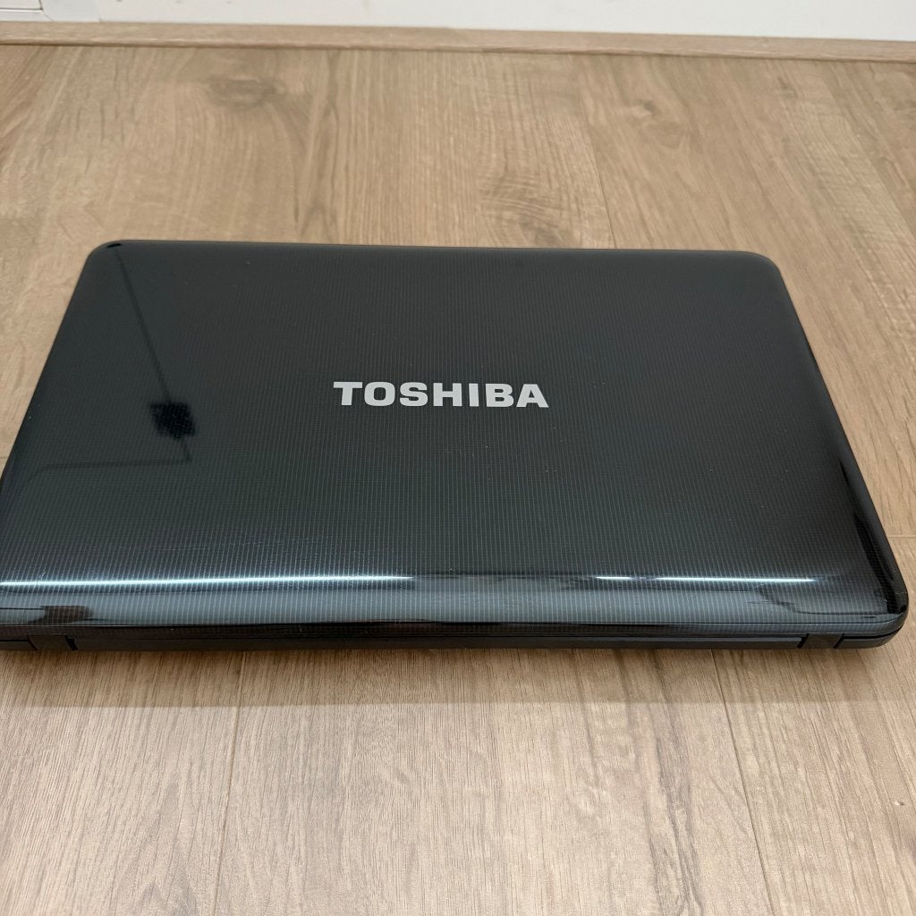Toshiba Satellite C855-255 | i5 | 8 GB RAM | 669 GB opslag, HDD, 2 tot 3 Ghz, 8 GB, Ophalen of Verzenden