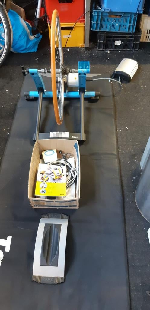 Tacx fietstrainer - Ideaal voor indoor training, Fietsen en Brommers, Fietsonderdelen, Gebruikt, Overige typen, Ophalen