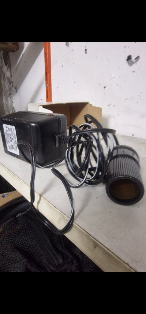 12 volt adapter, Ophalen of Verzenden