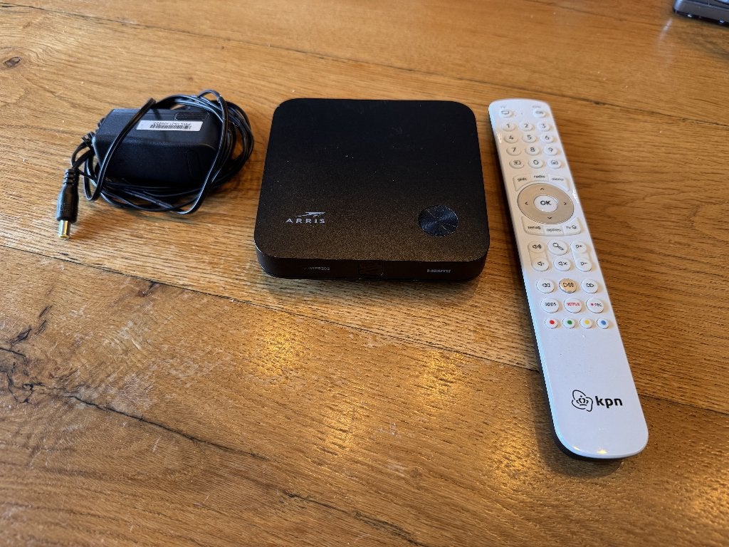 KPN TV ontvanger (Arris VIP5202), Ophalen of Verzenden, Zo goed als nieuw, Decoder