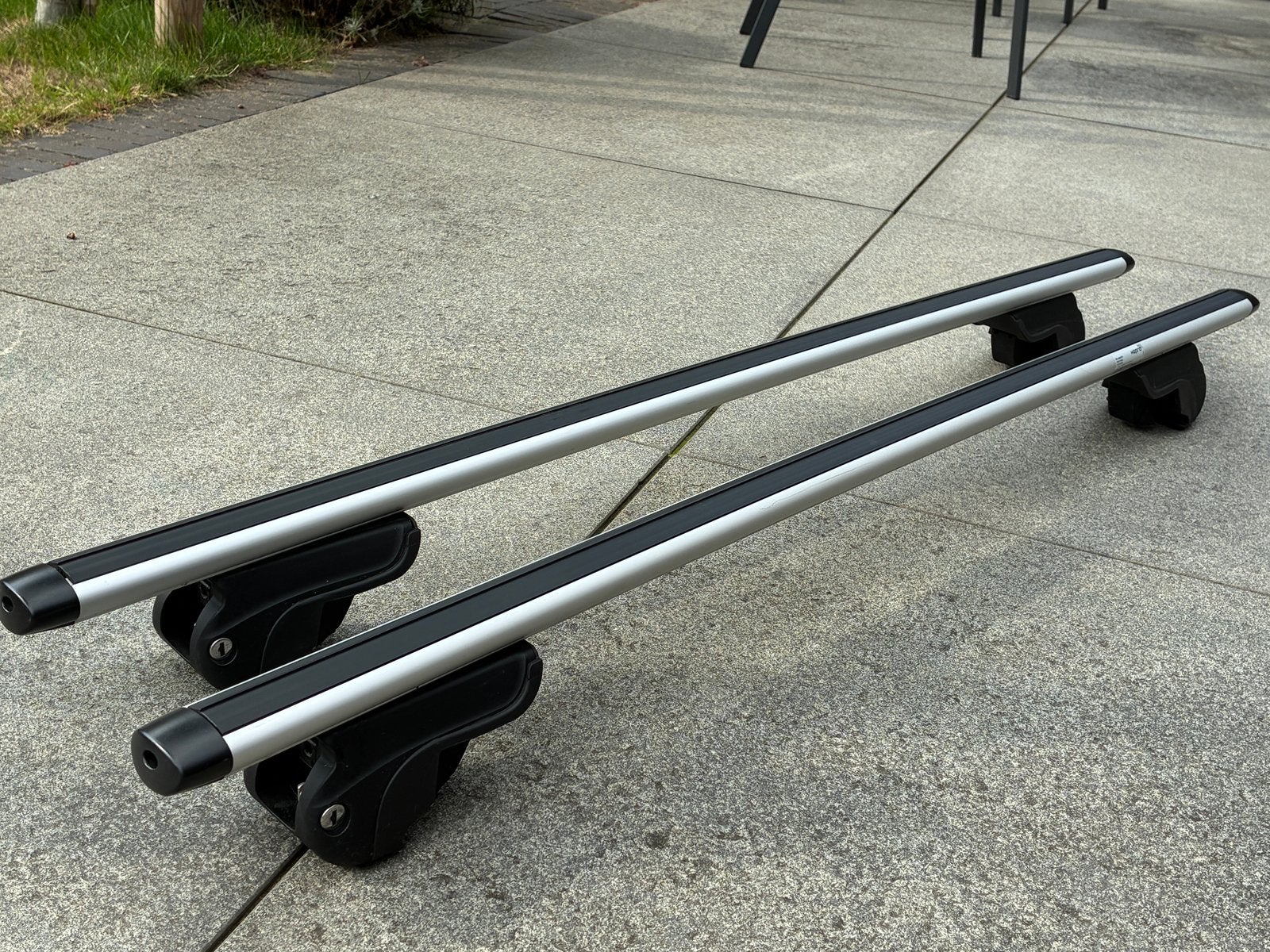 Twee Hapro Cronos 3.0 Aluminium dakdrager (125cm), Auto diversen, Ophalen, Zo goed als nieuw