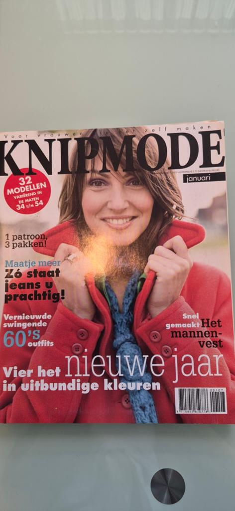 4x knipmode jaargang 2007., Ophalen of Verzenden, Zo goed als nieuw, Mode algemeen, Knipmode