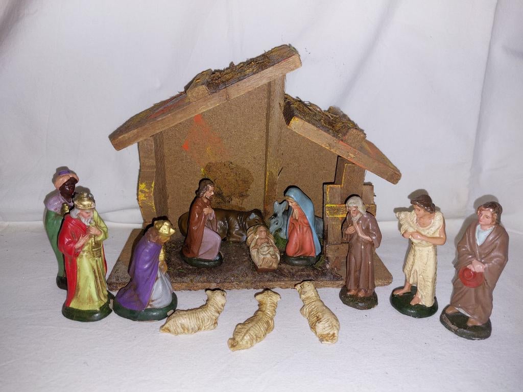Papier maché Marolin kerstgroep met kerststal 10 cm, Diversen, Kerst, Gebruikt, Ophalen of Verzenden
