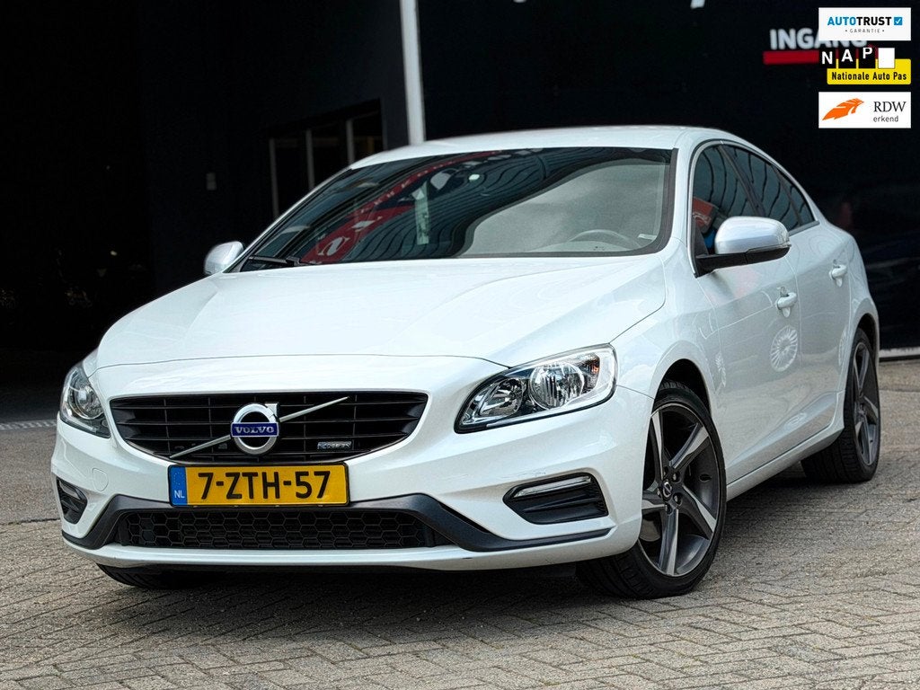 Volvo S60 1.6 T3 R-Design AUTOMAAT MEMORY/LEDER/NAVI/PDC | K, Auto's, Volvo, Bedrijf, Te koop, S60, ABS, Airbags, Airconditioning