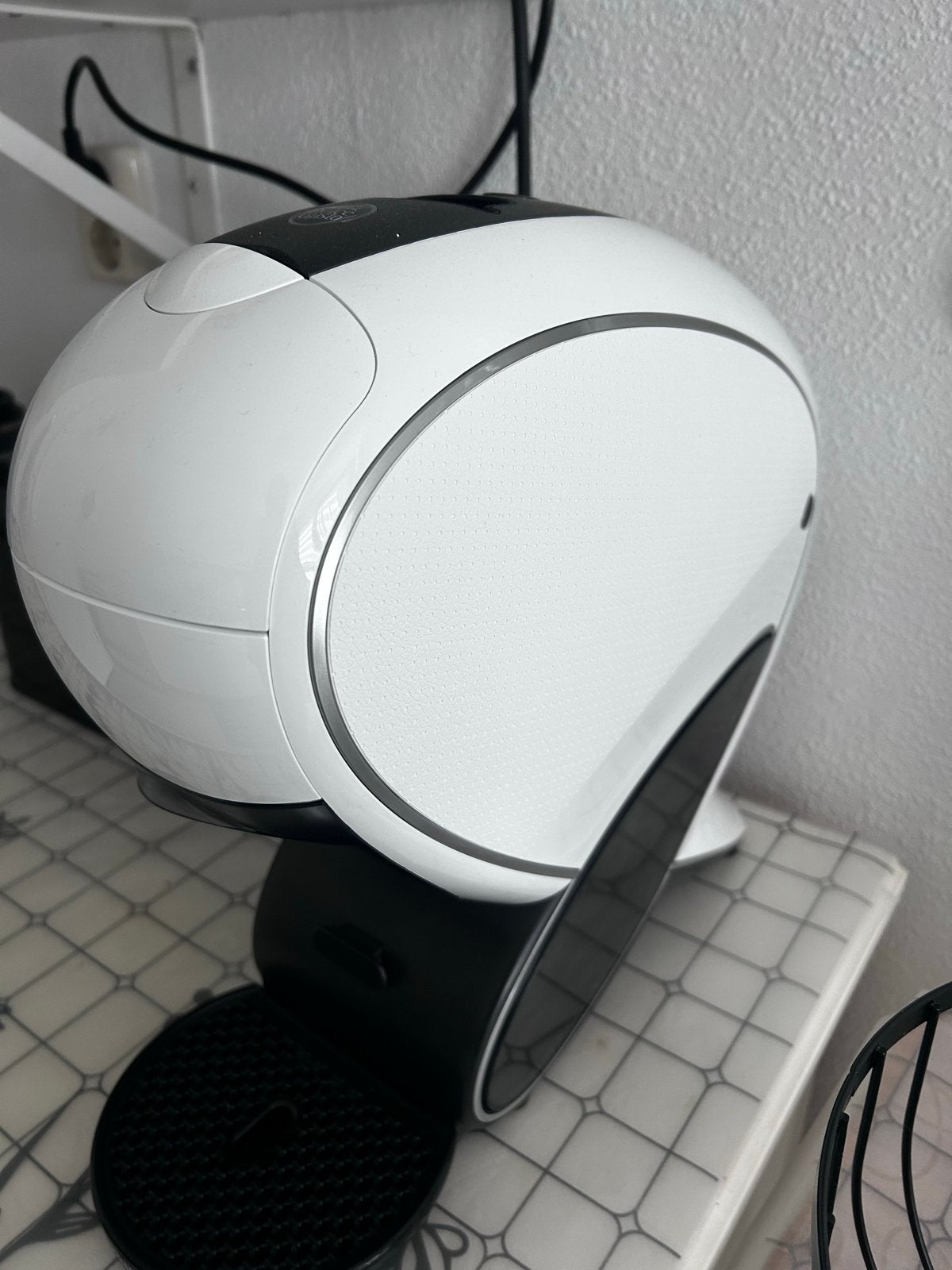 Krups Nescafé Dolce Gusto Neo latte, Ophalen, 1 kopje, Koffiepads en cups, Afneembaar waterreservoir