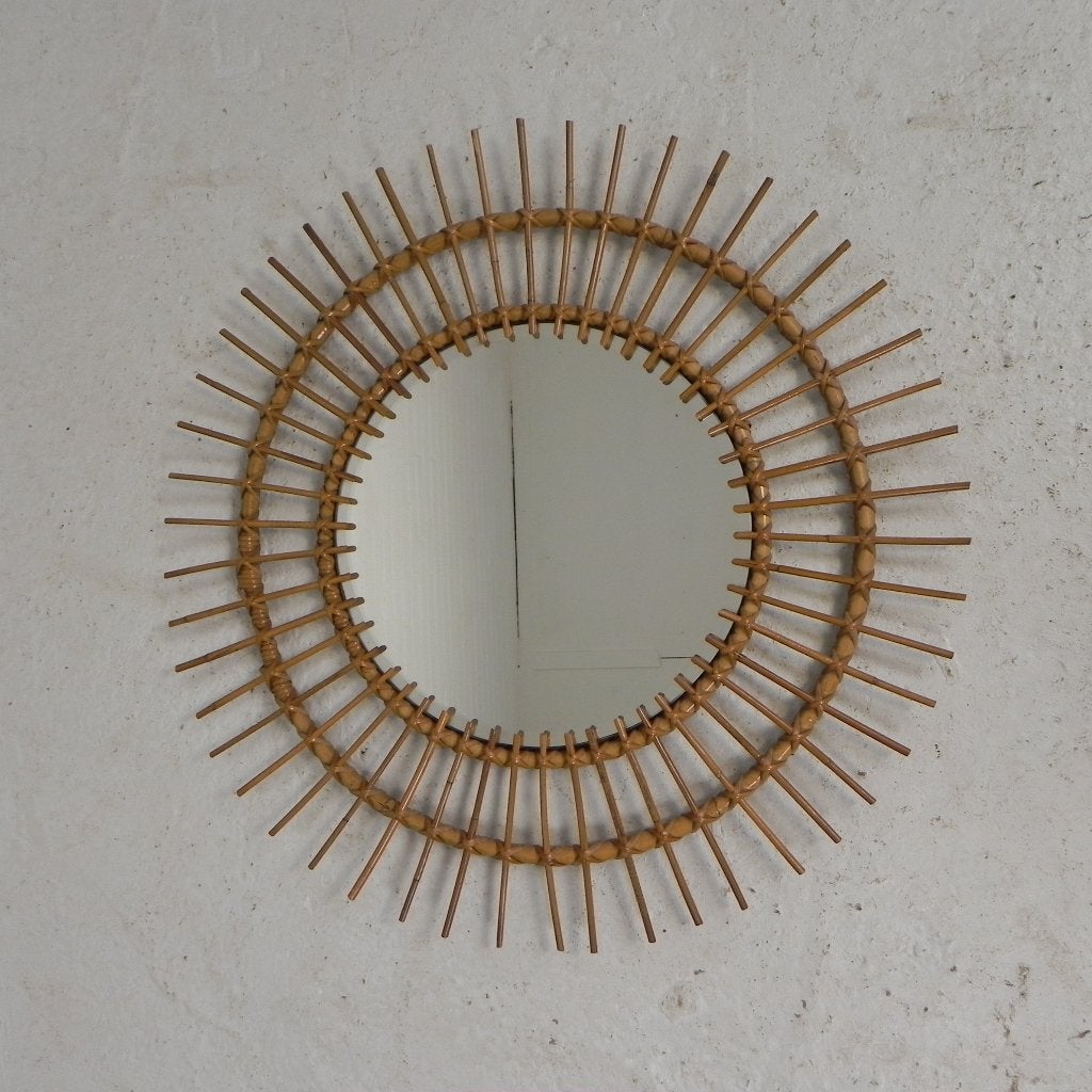 Ronde vintage bamboe spiegel met geslepen glas, jaren 50, Ophalen of Verzenden, Rechthoekig, Minder dan 50 cm