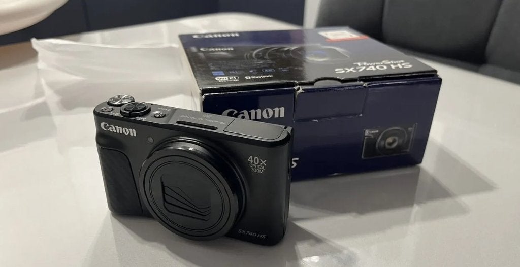 Canon PowerShot SX740 HS Zwart nieuw met factuur en garantie, Ophalen of Verzenden, Nieuw, Canon, 8 keer of meer