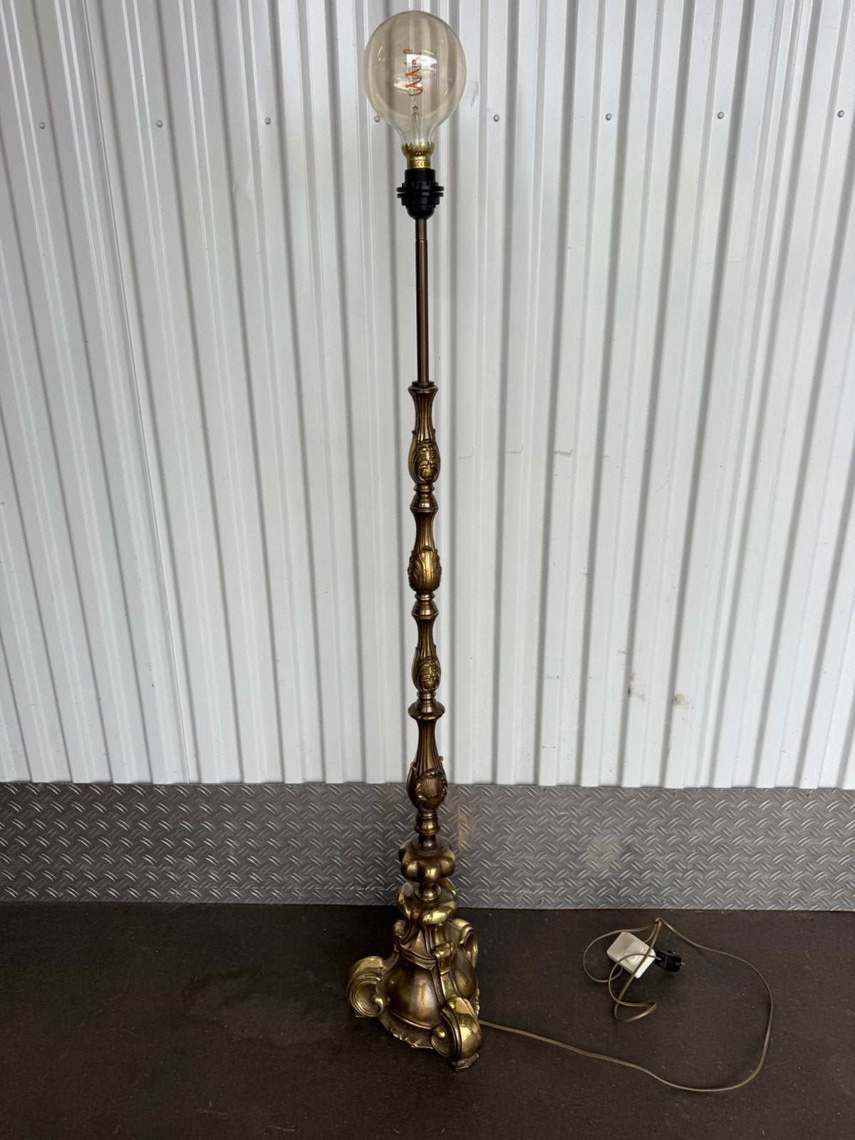 Franse Bronzen Lampenvoet – Barokstijl, ca. 1920-1930, Ophalen, 100 tot 150 cm, E27 (groot), Zo goed als nieuw