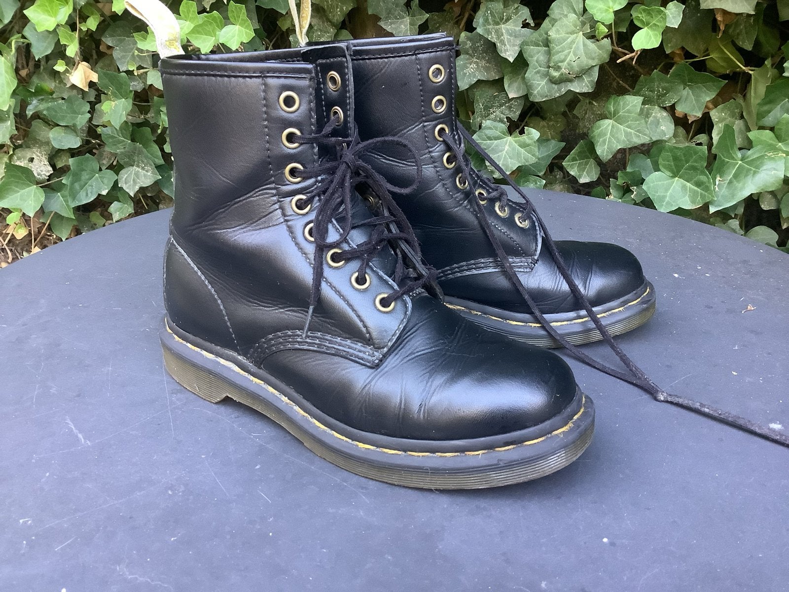 Dr. Martens Vegan 1460 Laarzen Zwart Maat 38, Kleding | Dames, Schoenen, Ophalen of Verzenden, Zo goed als nieuw, Zwart, Lage of Enkellaarzen