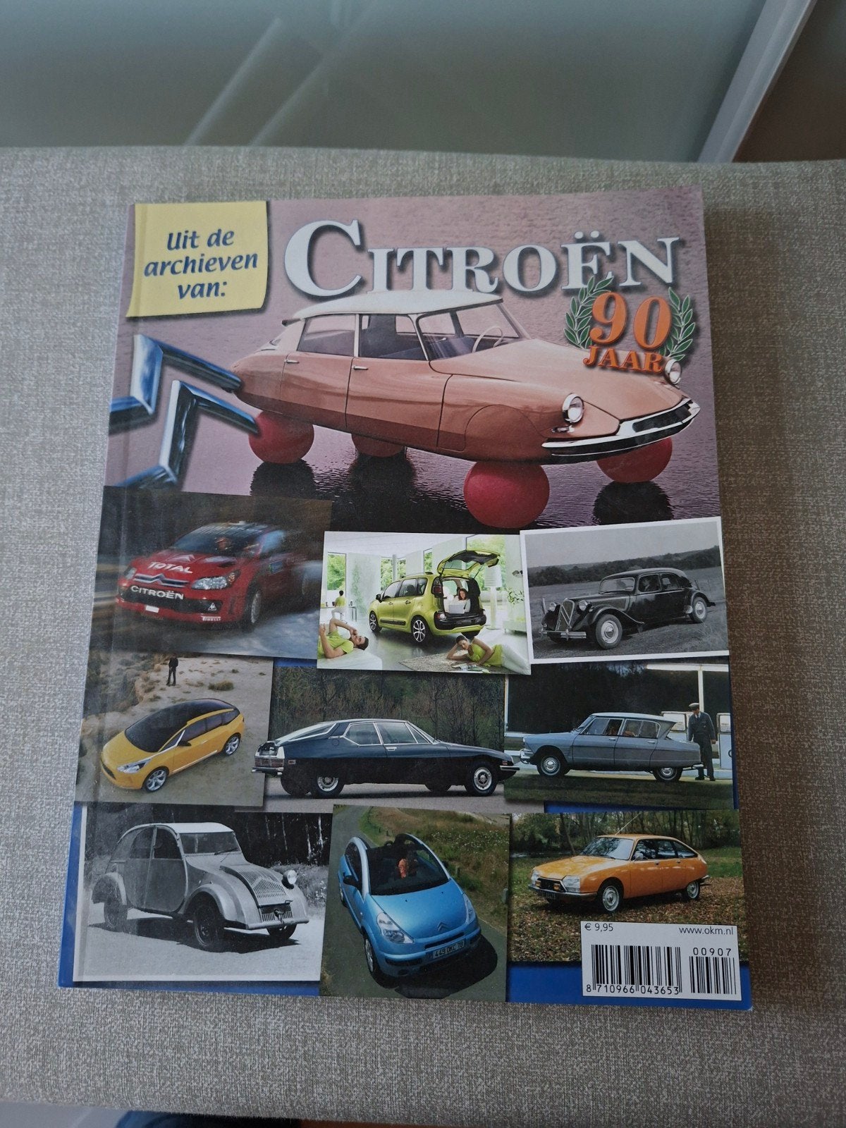 Citroën 90 Jaar: Uit de Archieven van Citroën, Ophalen of Verzenden, Zo goed als nieuw, Citroën, Onbekend