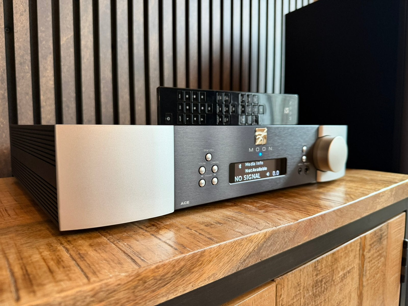 Mooie Moon ACE Mind 2 Versterker 2-Tone, Overige merken, Ophalen of Verzenden, Zo goed als nieuw, 60 tot 120 watt