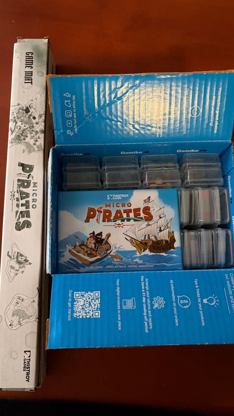 Micro Pirates + mat, Een of twee spelers, Ophalen of Verzenden, Zo goed als nieuw