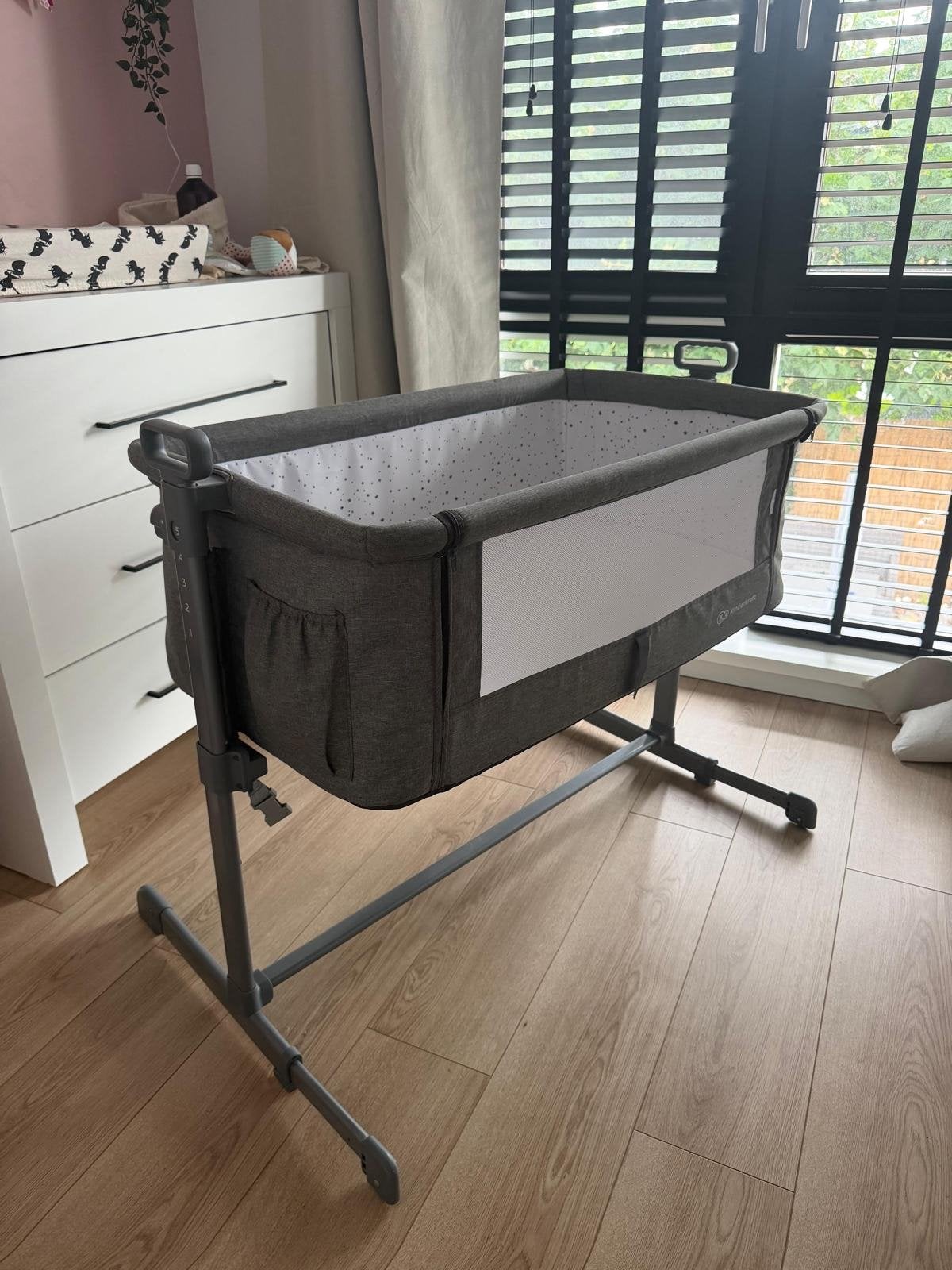 Kinderkraft Neste Up Co-Sleeper Wieg - Grijs, Ophalen, Gebruikt, Wieg