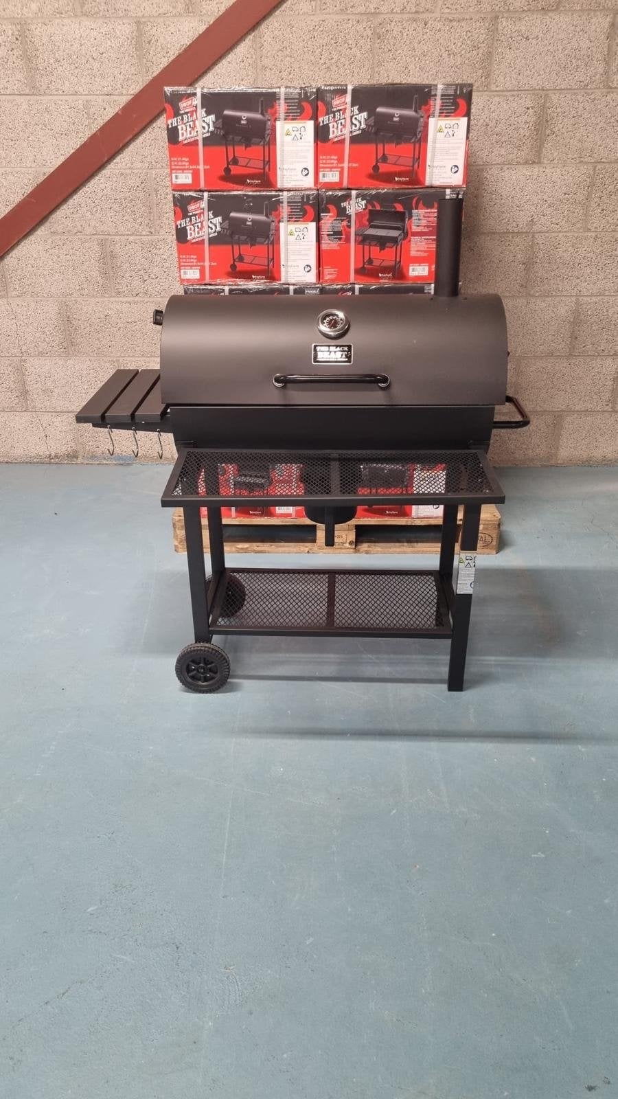 Barbecue Smoker 'The Black Beast' nieuw in doos, Ophalen of Verzenden, Nieuw