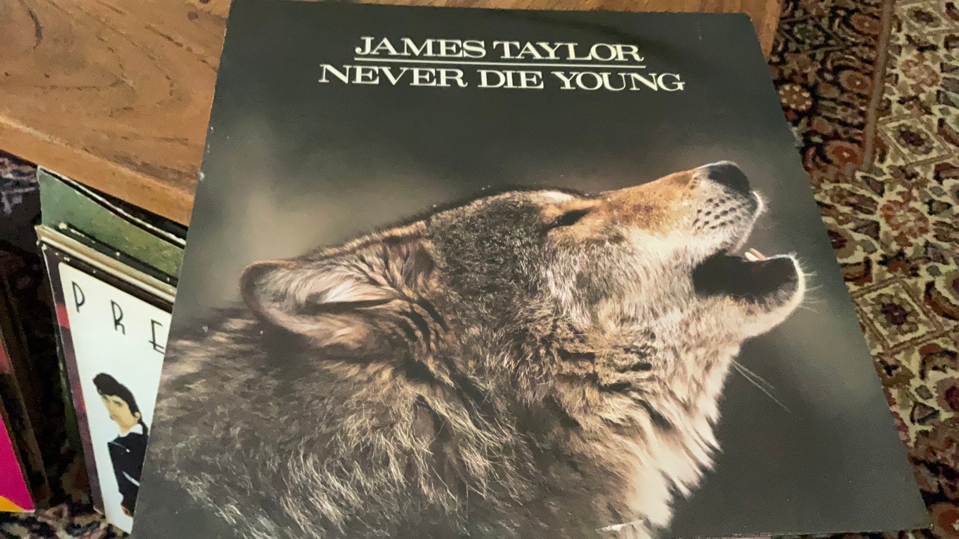 James Taylor. Never Die Young, Ophalen of Verzenden, Zo goed als nieuw, 12 inch, Poprock