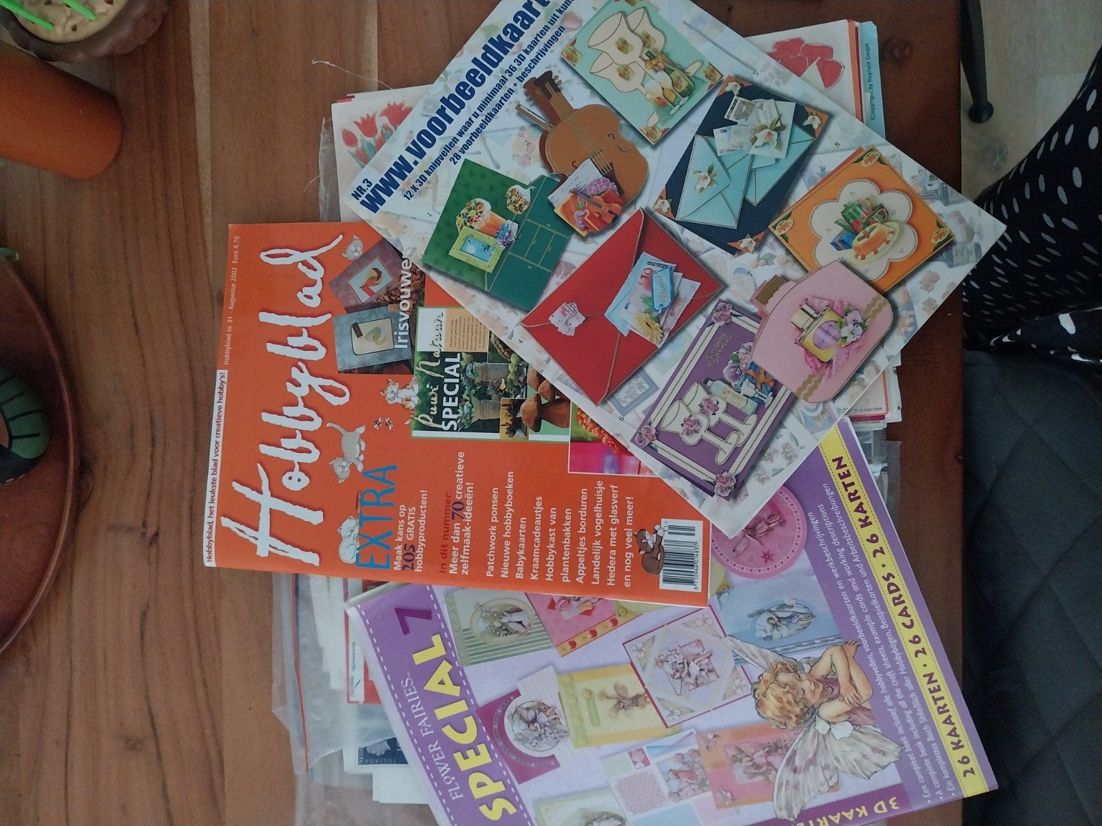Grote partij knutselspullen: 3D kaarten, stickers, hobbyblad, Gebruikt, Overige thema's, Meerkleurig, Ophalen of Verzenden