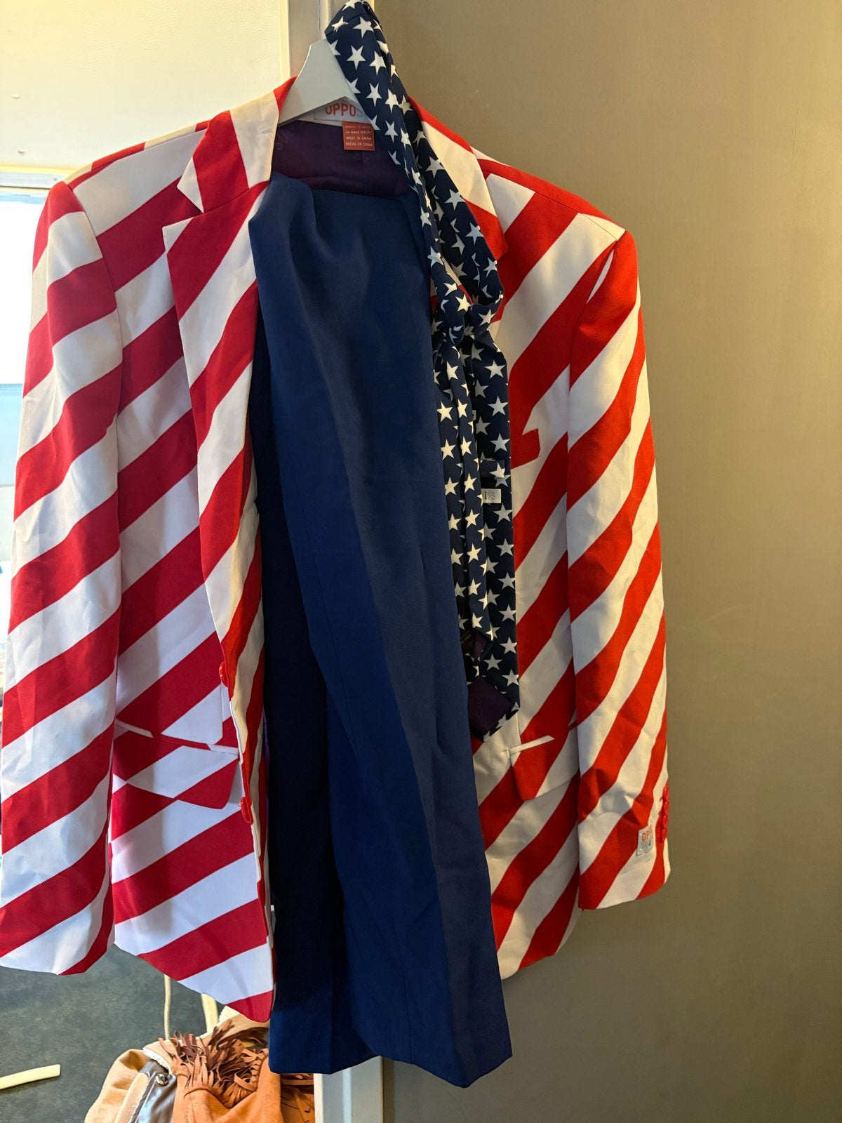 Carnavalspak Opposuits USA Vlag - Maat M (48/50), Carnaval, Maat 48/50 (M), Ophalen of Verzenden, Zo goed als nieuw