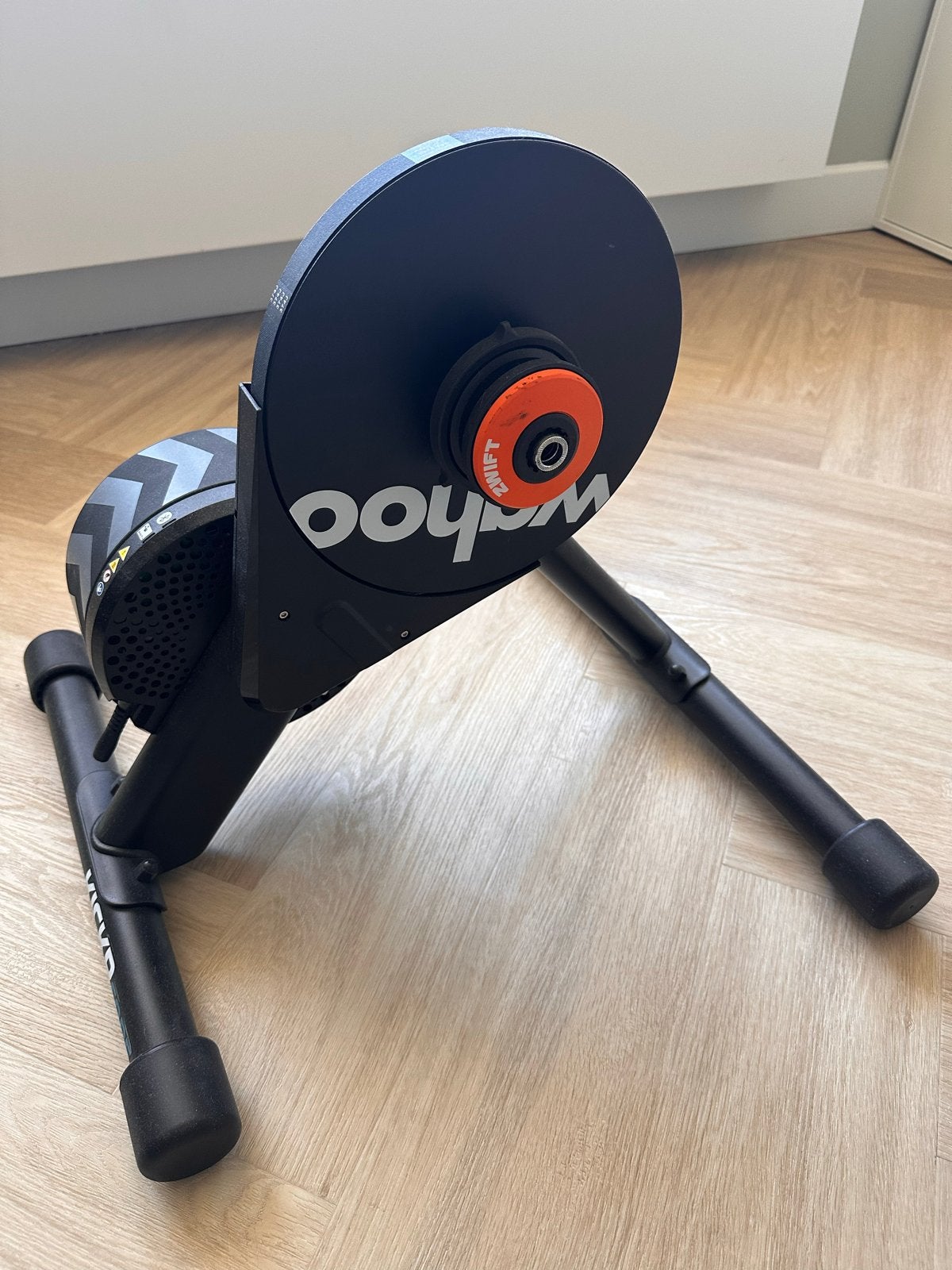 Wahoo KICKR CORE Smart Trainer, Ophalen of Verzenden, Zo goed als nieuw, Overige typen