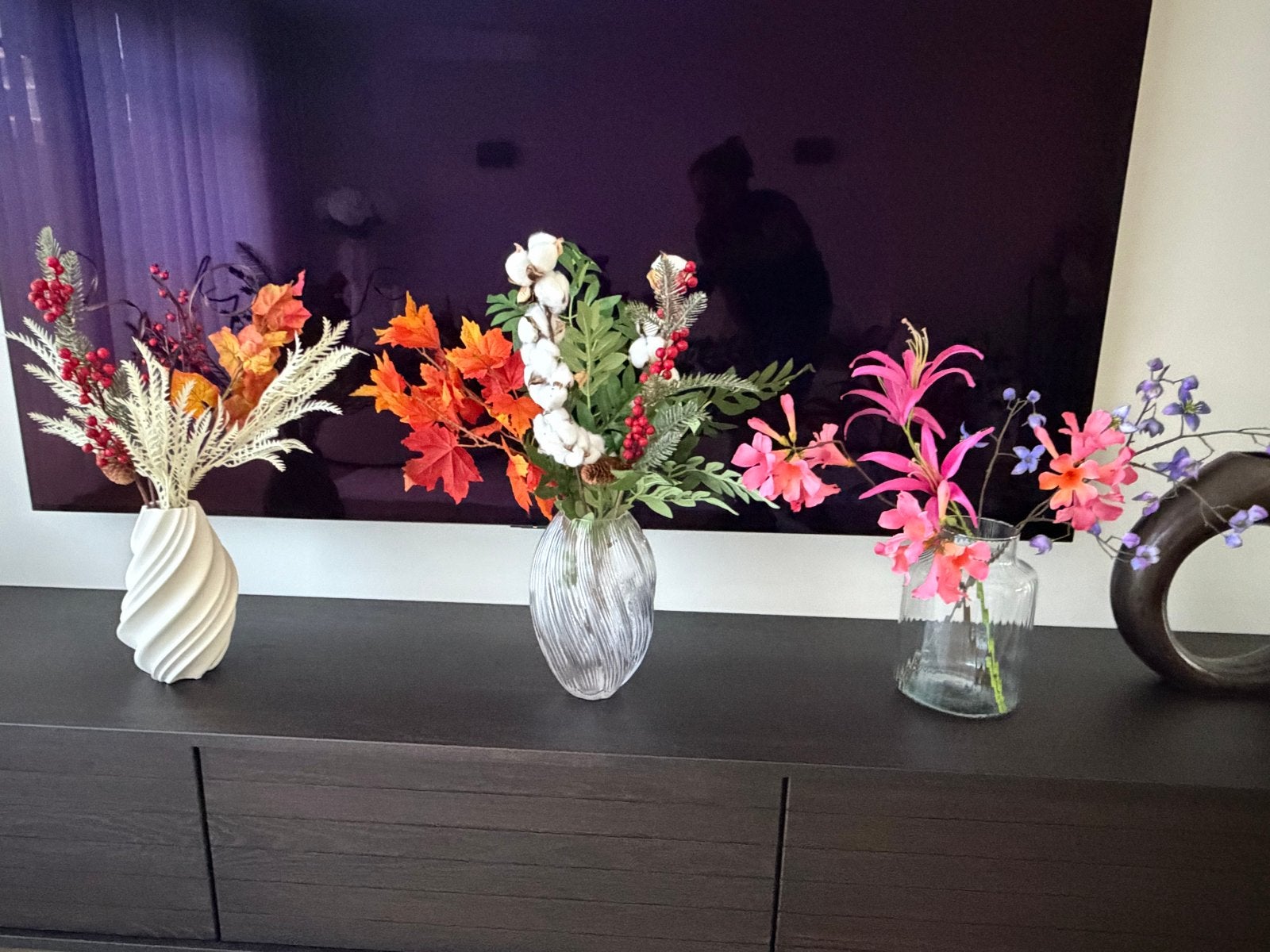 Diverse zijden bloemen en kunsttakken in vazen, Ophalen, Binnen, Kunstbloem, Inclusief kunstbloemen