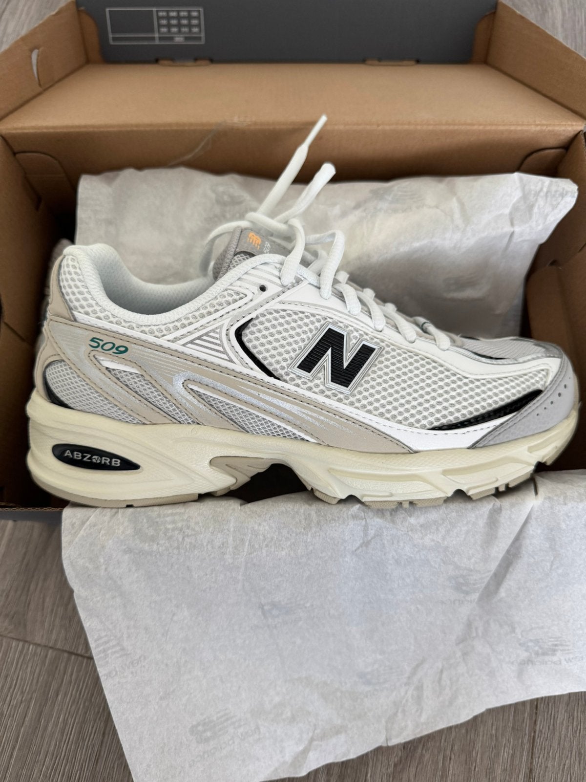 New balance sneakers 509, Wit, Nieuw, Ophalen of Verzenden, Sneakers of Gympen