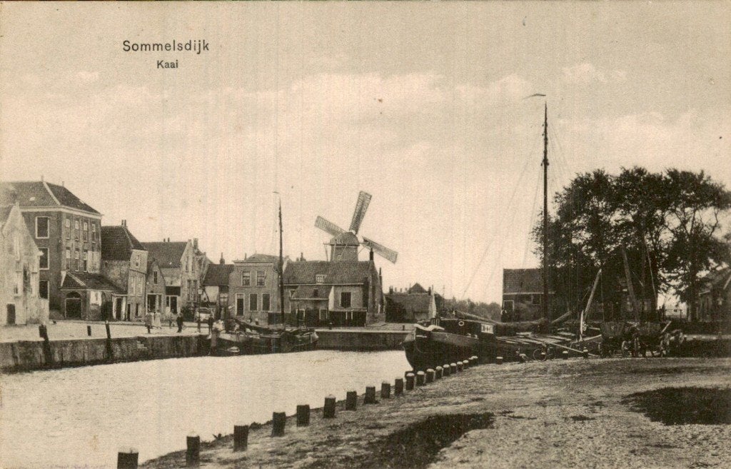 Sommelsdijk - Kaai - Molen, Verzamelen, Ophalen of Verzenden, Voor 1920, Gelopen, Zuid-Holland