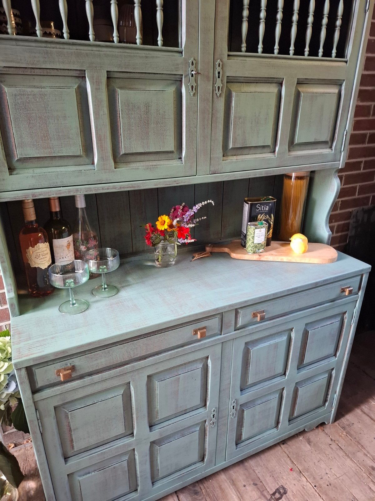 Foto 3 van mooie trendy buffetkast gesleeds