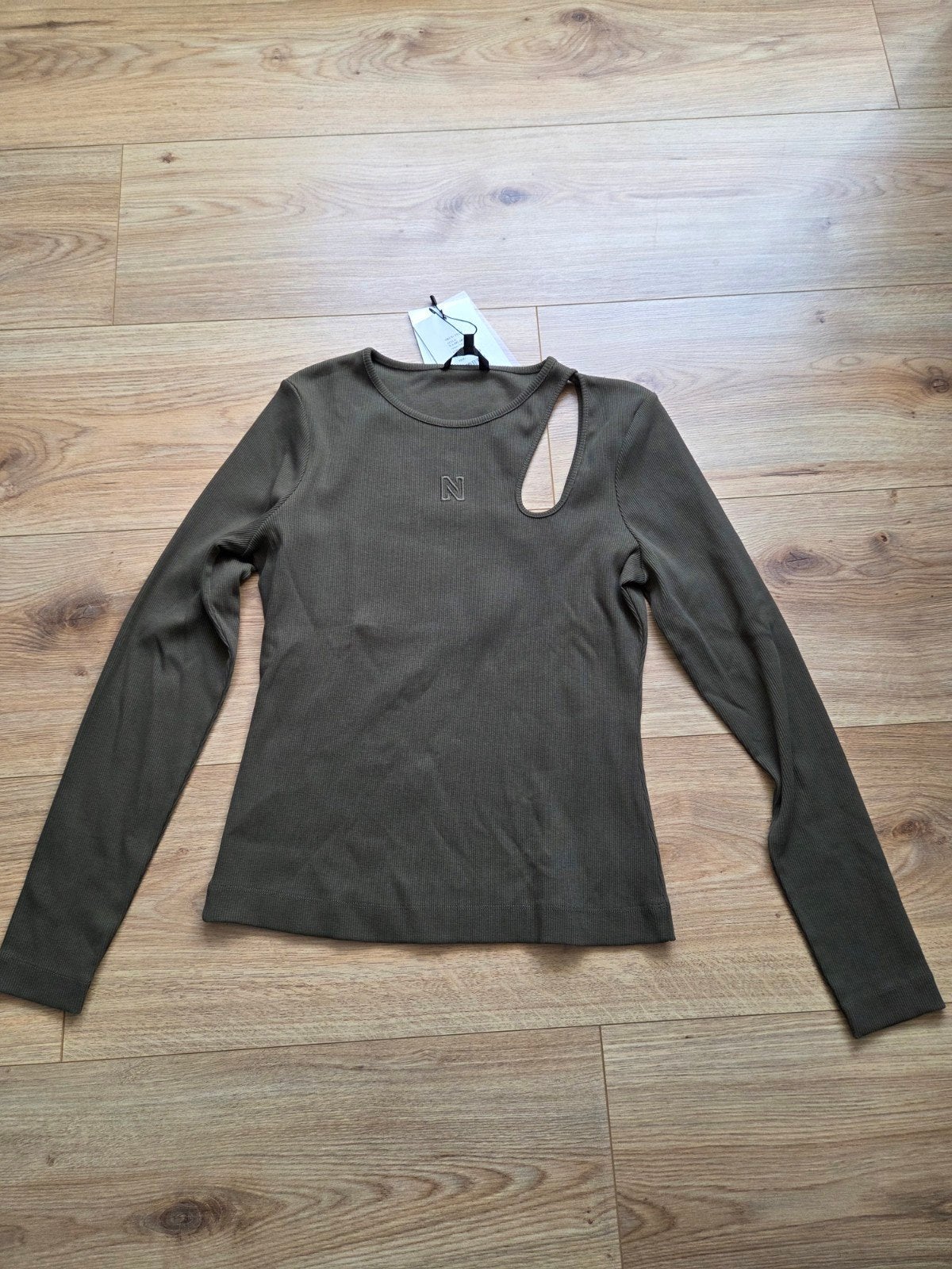 Longsleeve Nikkie, maat 42. Nooit gedragen, Maat 42/44 (L), Nieuw, Ophalen of Verzenden, Nikkie