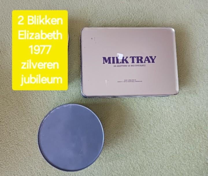 2x blik Elizabeth 1977, Verzamelen, Koninklijk Huis en Royalty, Verzenden, Gebruikt, Buitenland, Overige typen