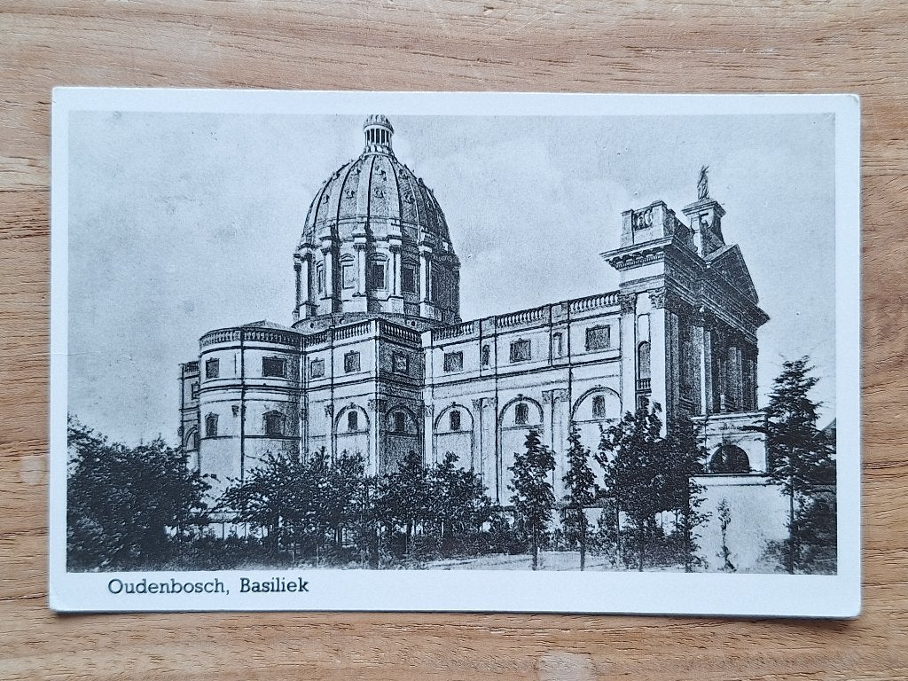 ak Oudenbosch Basiliek, Ophalen of Verzenden, 1940 tot 1960, Gelopen, Noord-Brabant