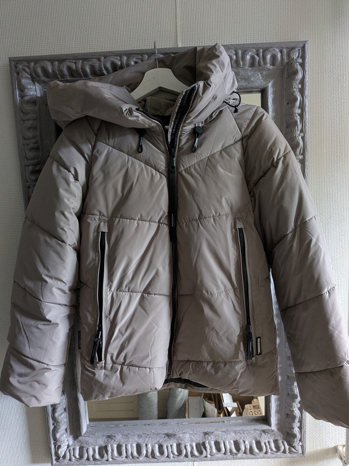 Khujo winterjas dames maat S, zo goed als nieuw, Beige, Khujo, Ophalen of Verzenden, Zo goed als nieuw