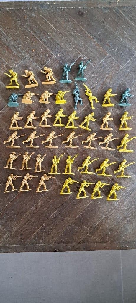 1/32 airfix Brits 8ste leger, Ophalen of Verzenden, Gebruikt, Groter dan 1:35, Figuur of Figuren