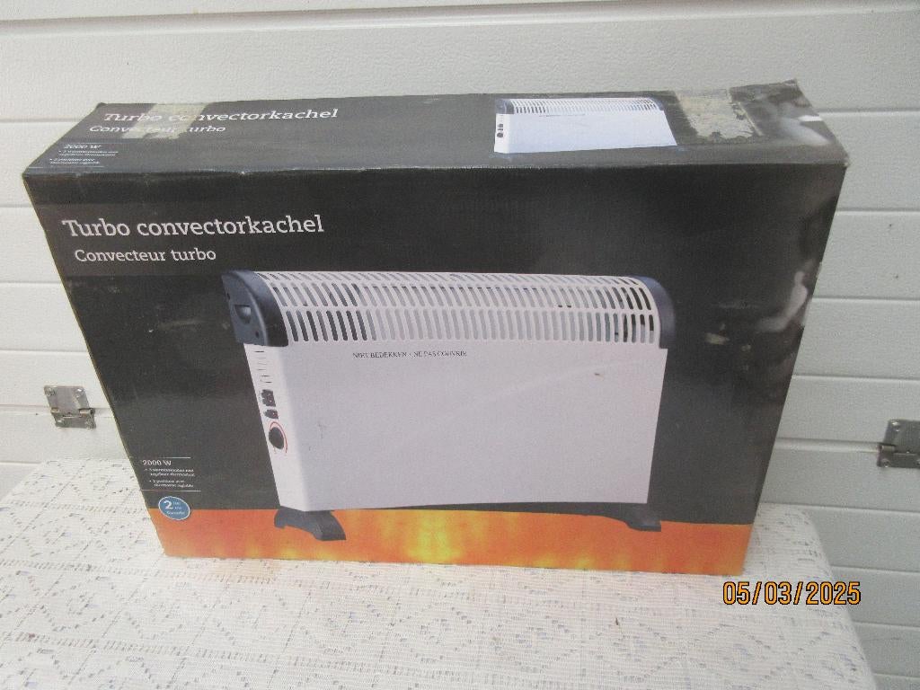 Turbo convector kachel 2000w., Doe-het-zelf en Verbouw, Verwarming en Radiatoren, Ophalen, 30 tot 80 cm, Overige typen, Zo goed als nieuw