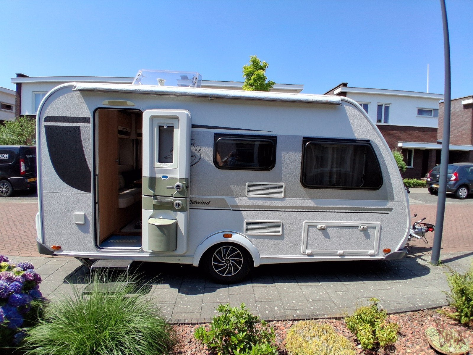 Luxe Knaus Sudwind 420 QD (2014) met mover en fietsendrager, Mover, Treinzit, Particulier, Knaus