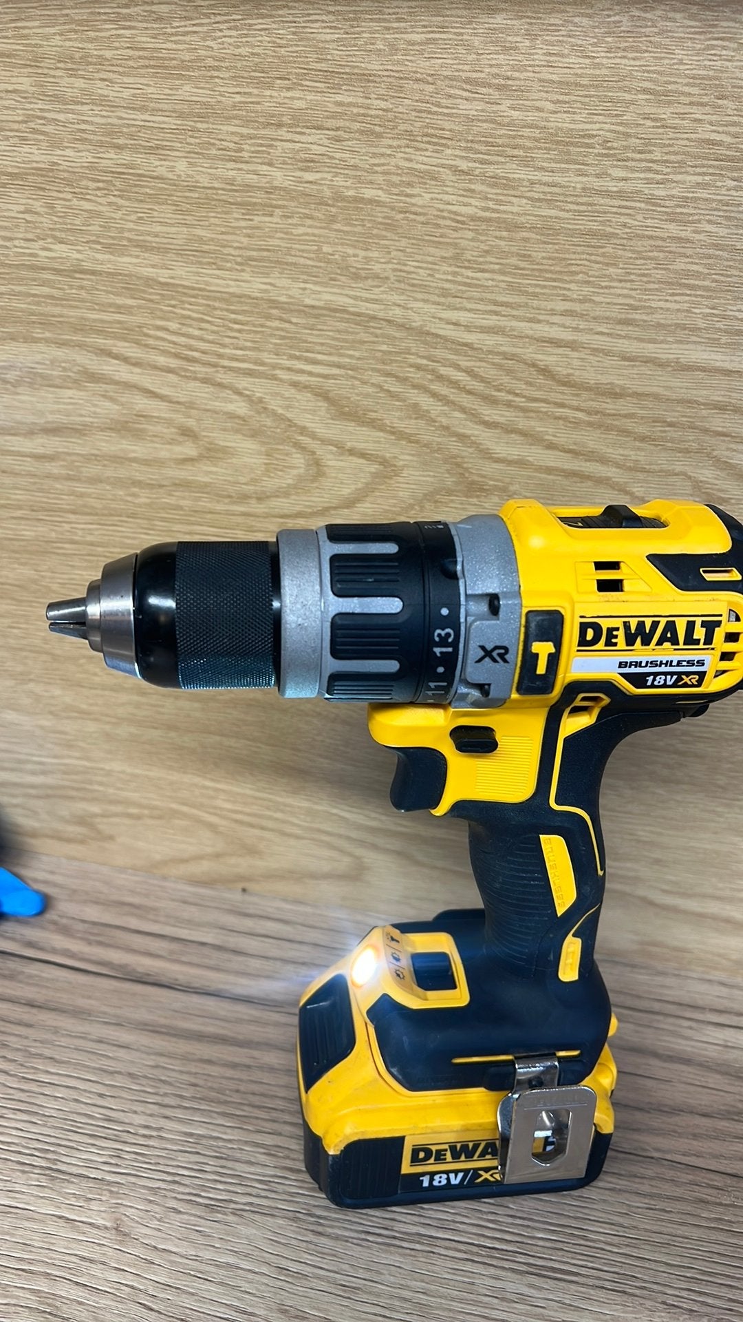 DeWalt DCD796 Klopboor-/schroefmachinee | body - DCD796N, Ophalen of Verzenden, Zo goed als nieuw