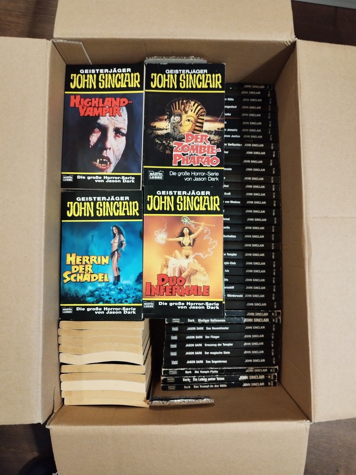 John Sinclair Horror Serie - Diverse titels 90 stuks, Boeken, Ophalen of Verzenden, Gelezen, Jason Dark, Europa overig