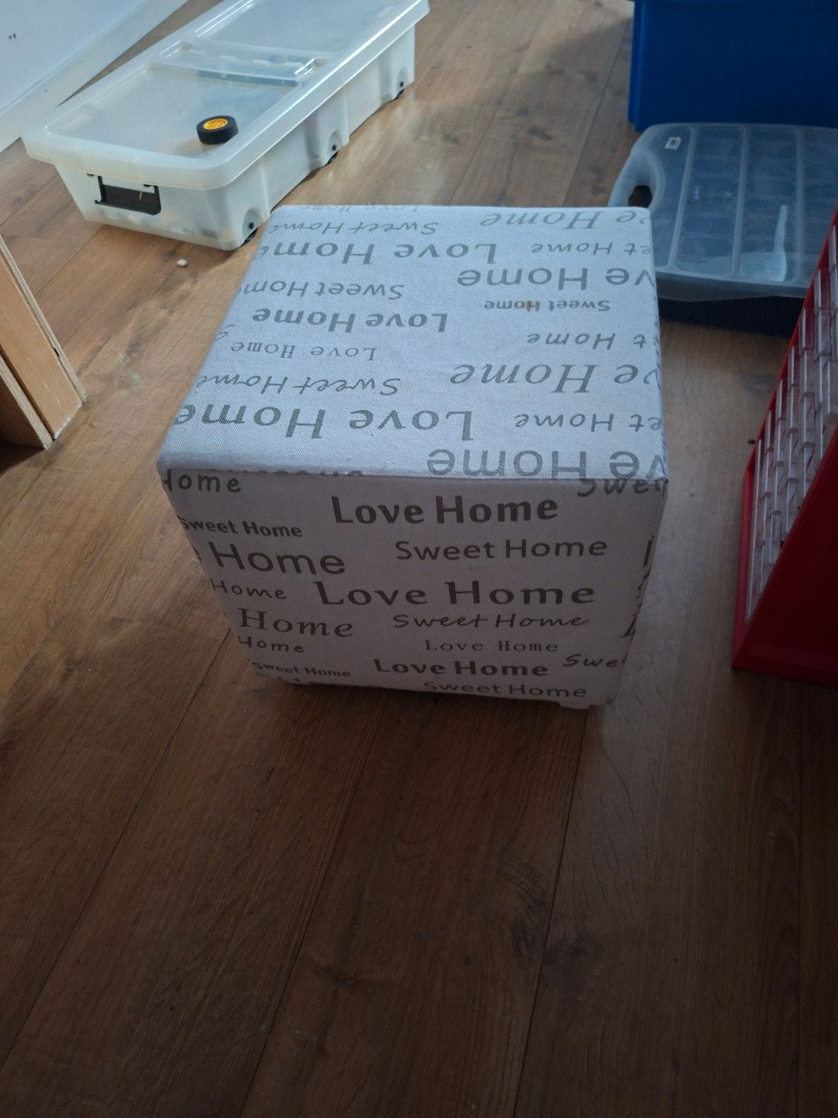 Hocker / Foodstoel met losse hoes, Ophalen, Minder dan 50 cm, Gebruikt, Vierkant